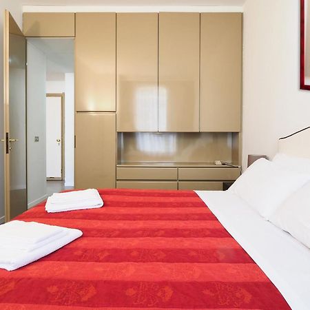 Duomo Luxury Apartment - One Bed 米兰 外观 照片