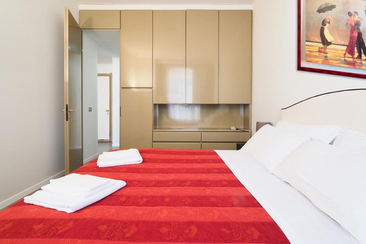 Duomo Luxury Apartment - One Bed 米兰 外观 照片