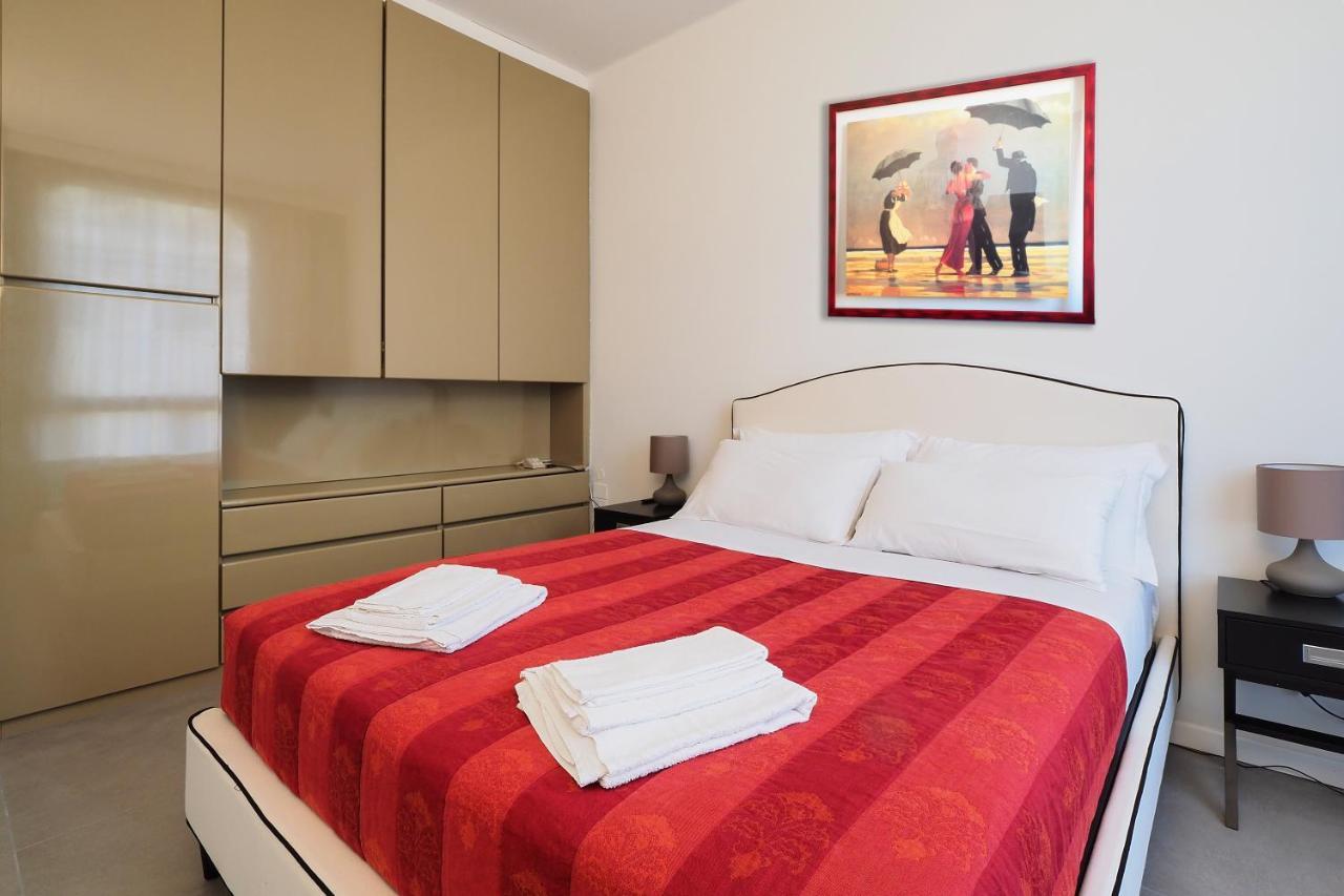 Duomo Luxury Apartment - One Bed 米兰 外观 照片
